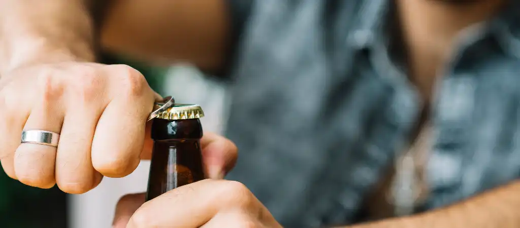 Alkohol kalkulátor sörösüveg felnyitása alkoholfogyasztás előtt